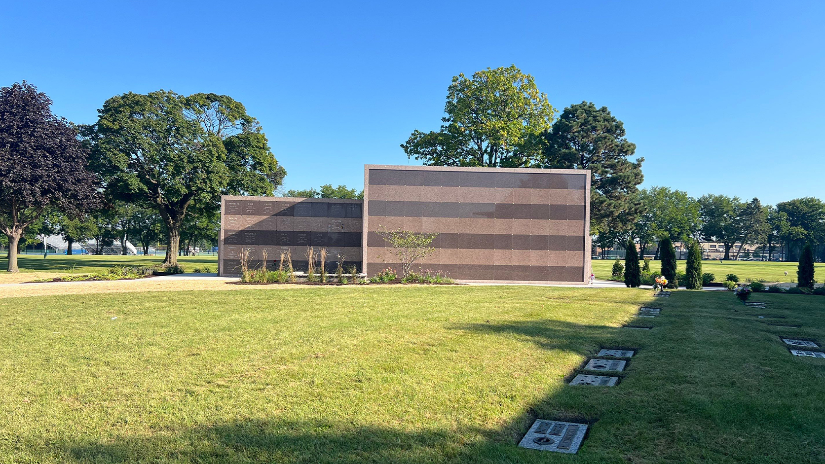 Mausoleum 2_0001_Mausoleum 4