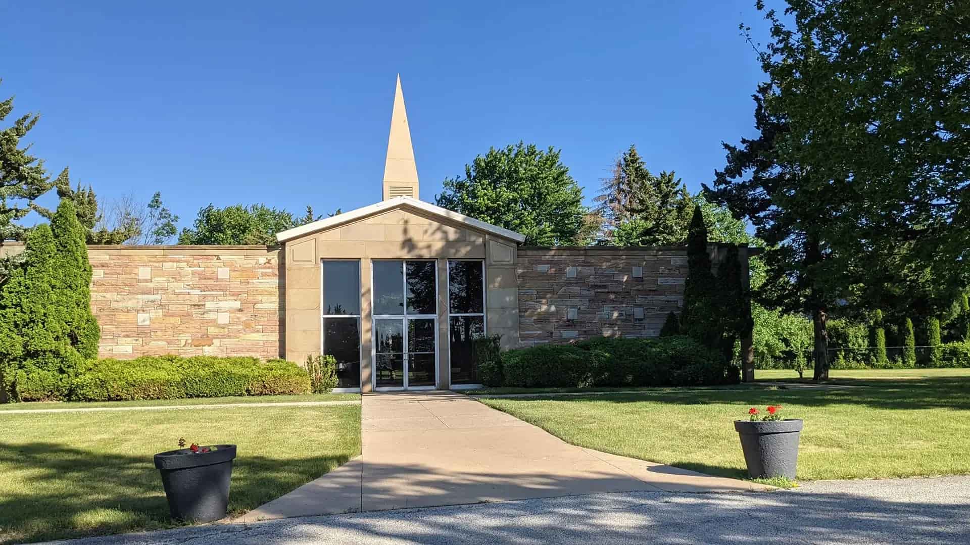 River Hills Memorial Park